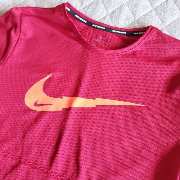 ⭐4/$20 Nike Men's Run Breathe T-shirtSmall - Picture 5 of 9